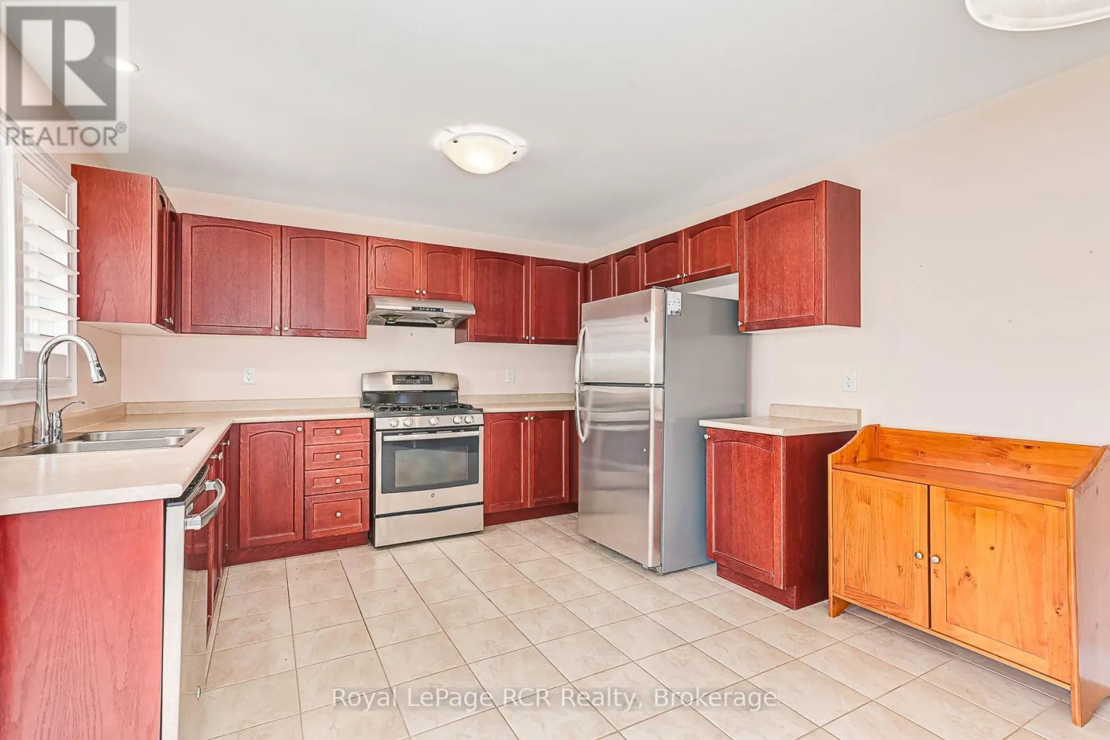 252 SPRUCE STREET