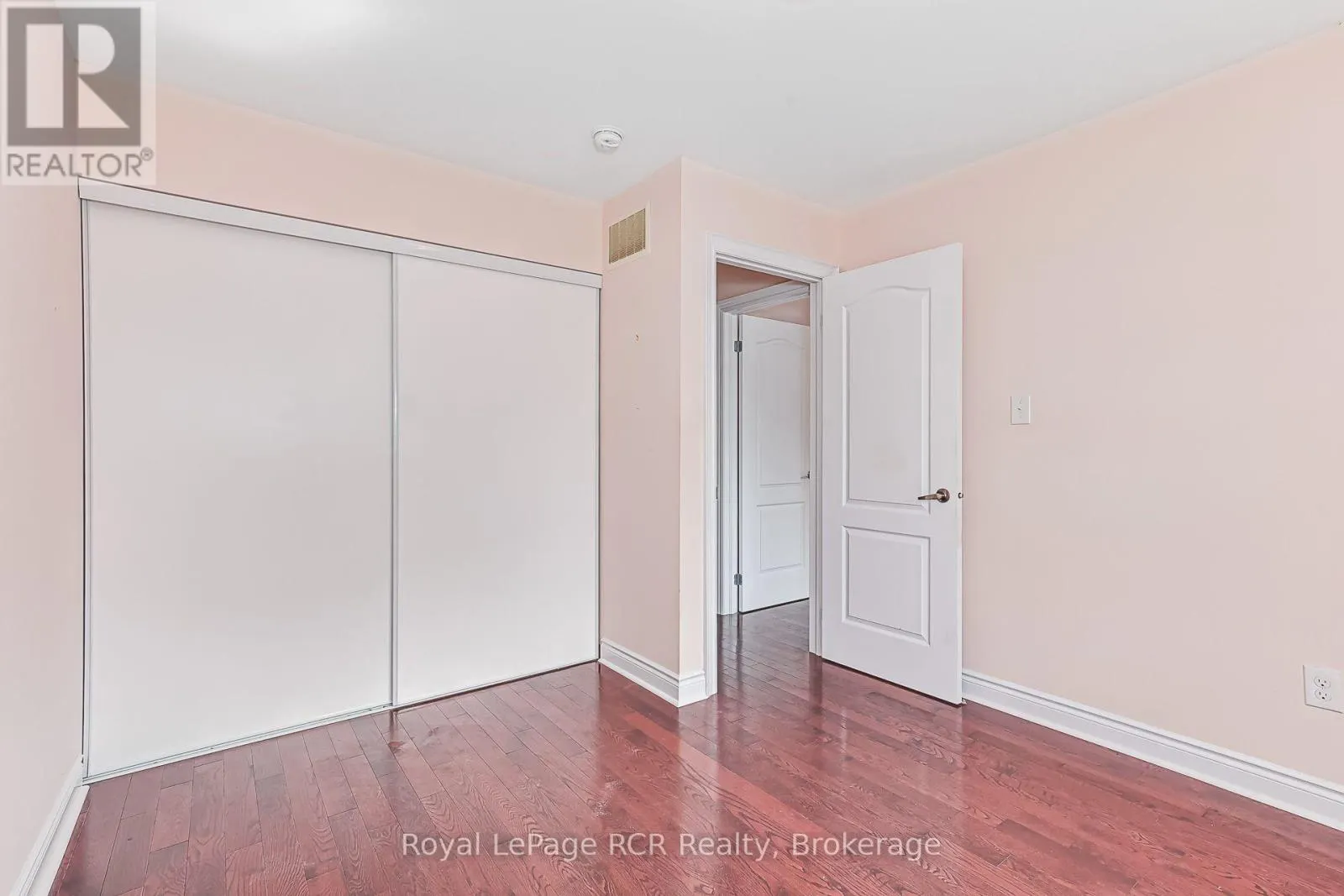 252 SPRUCE STREET