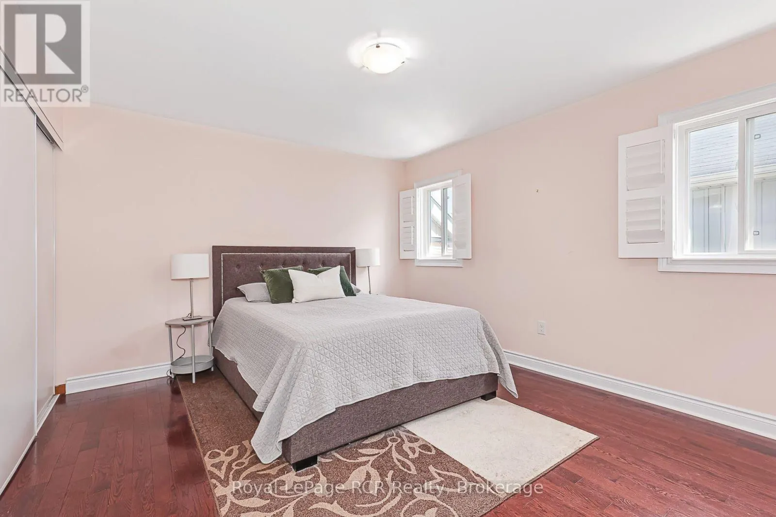 252 SPRUCE STREET