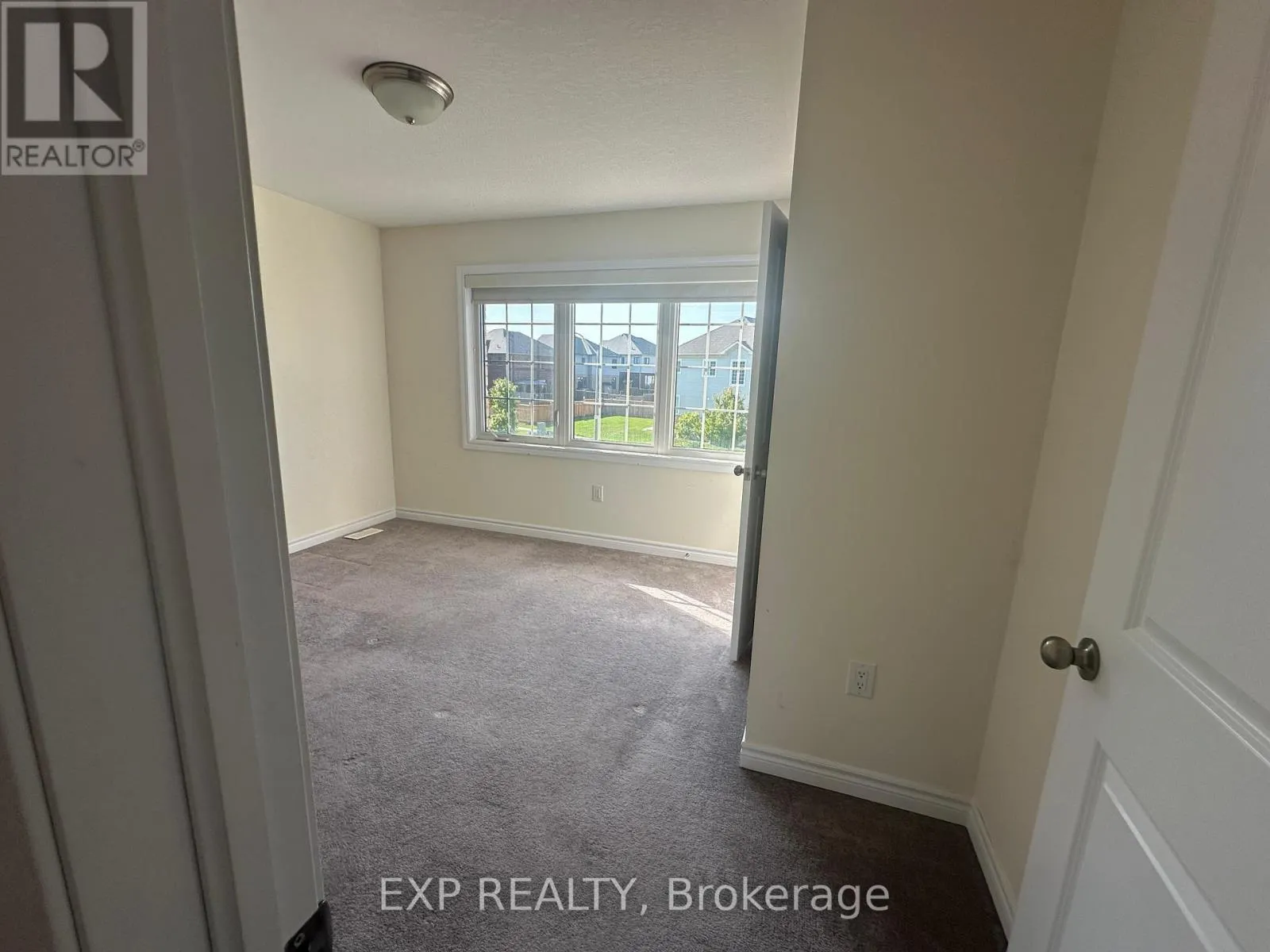 1 - 208 ISABELLA DRIVE