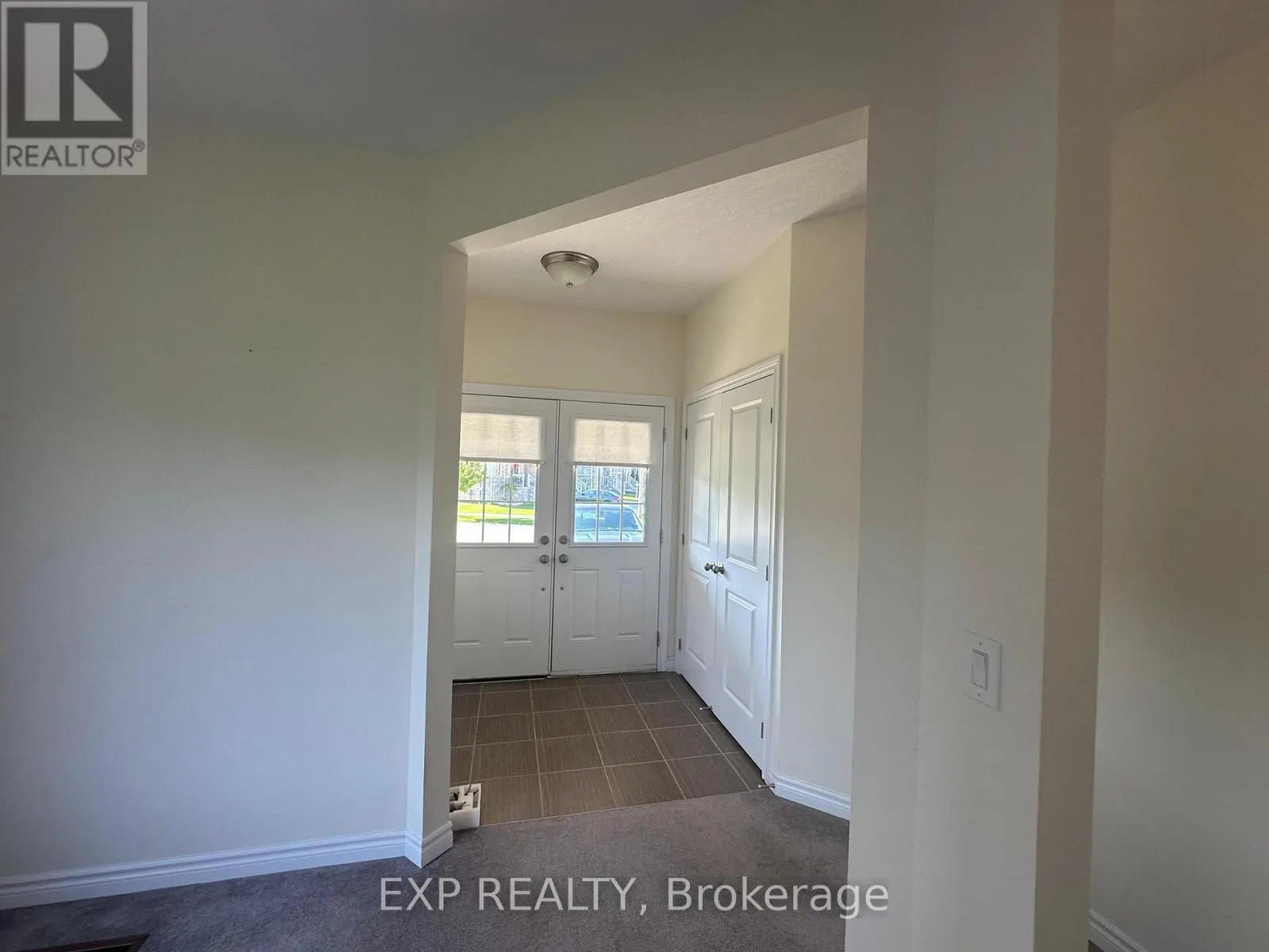 1 - 208 ISABELLA DRIVE