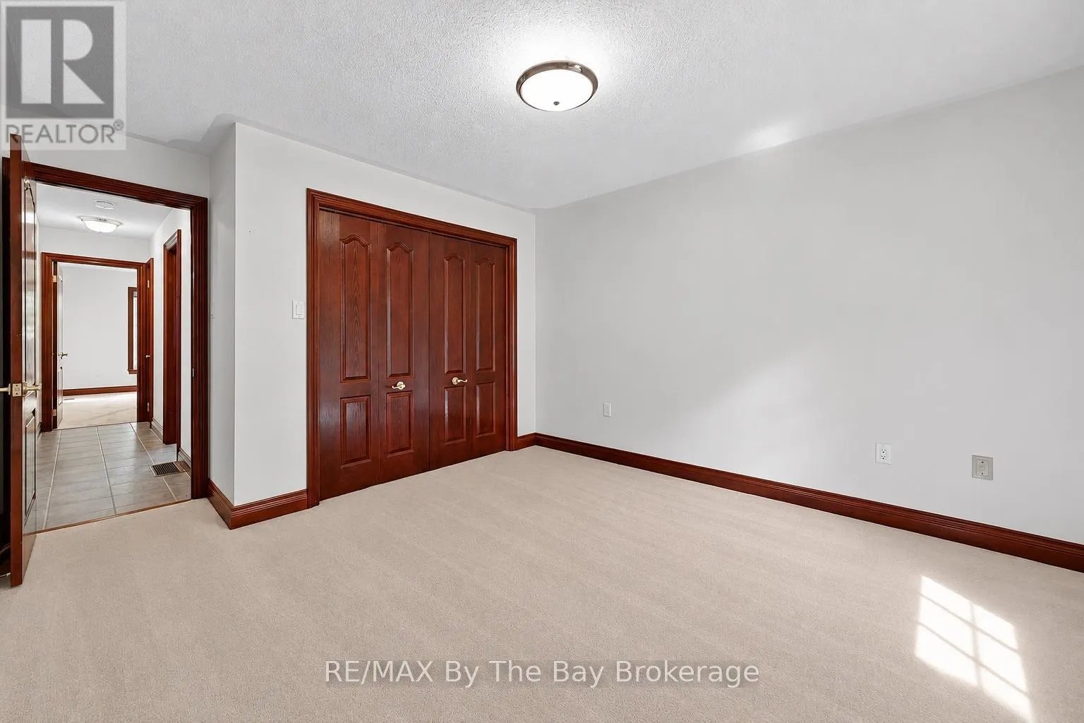 90 GOLDFINCH CRESCENT