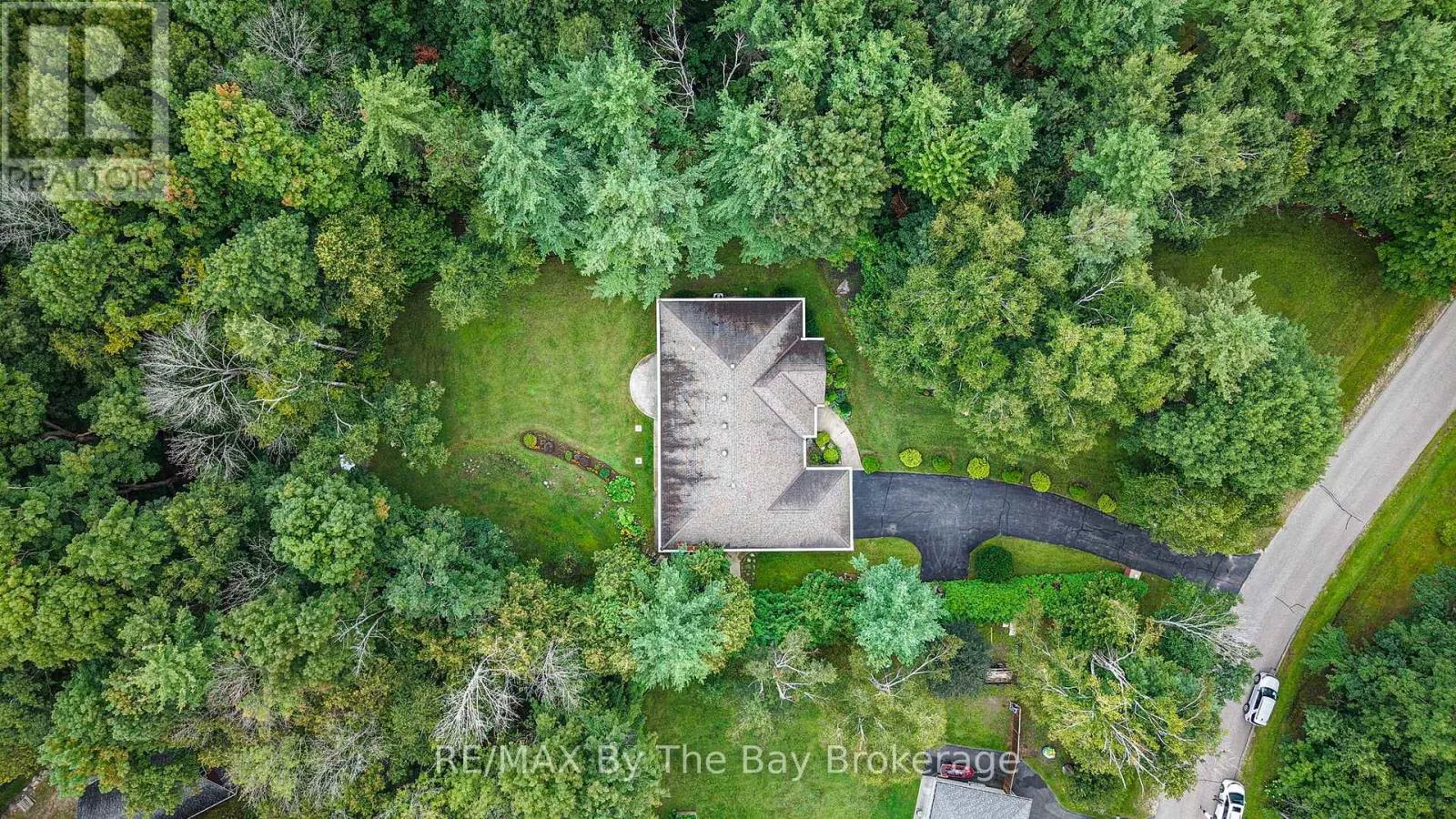 90 GOLDFINCH CRESCENT