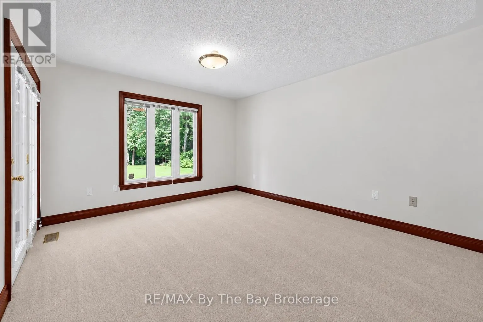 90 GOLDFINCH CRESCENT
