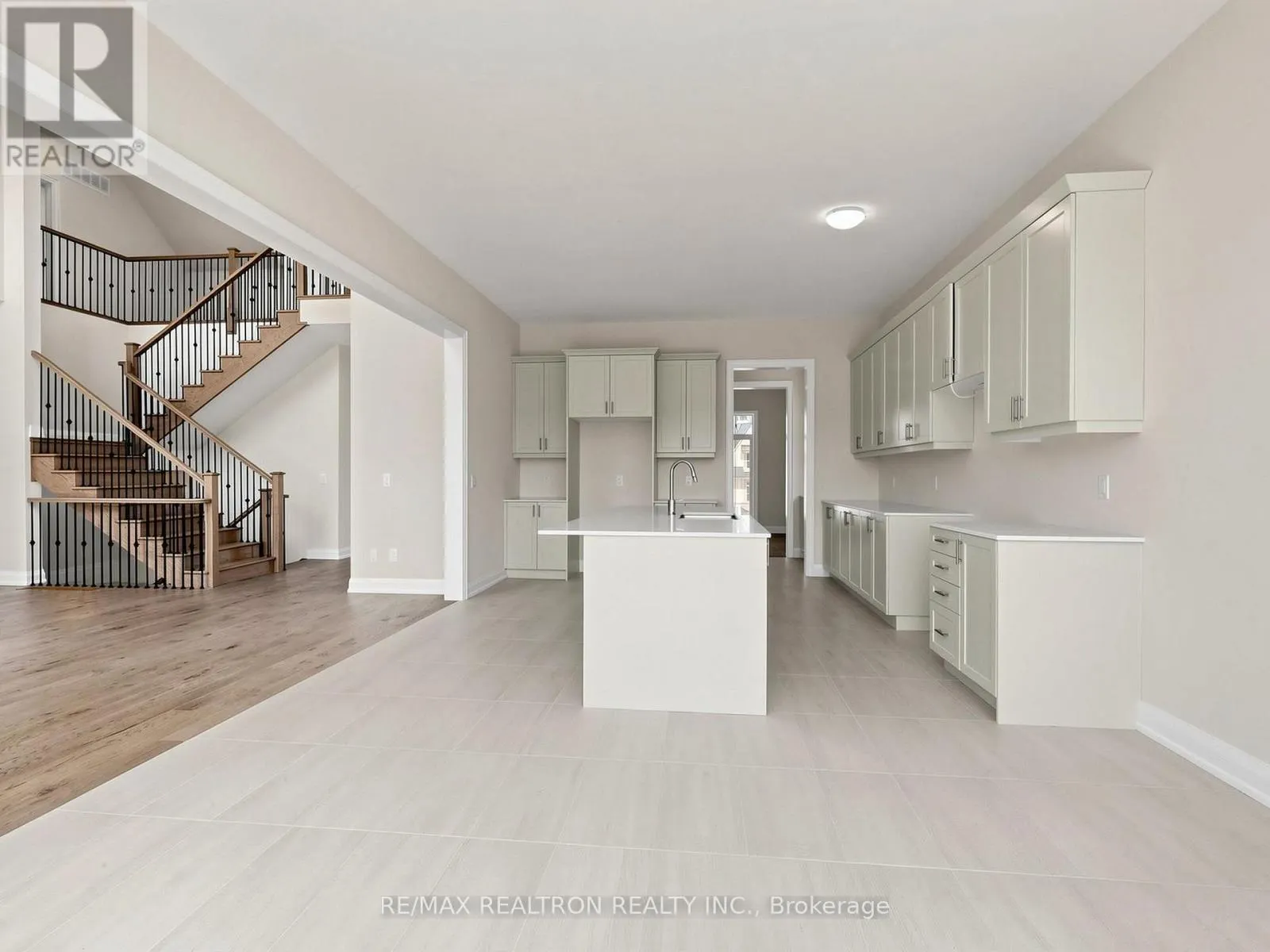 76 EAGLES REST ESTATES DRIVE