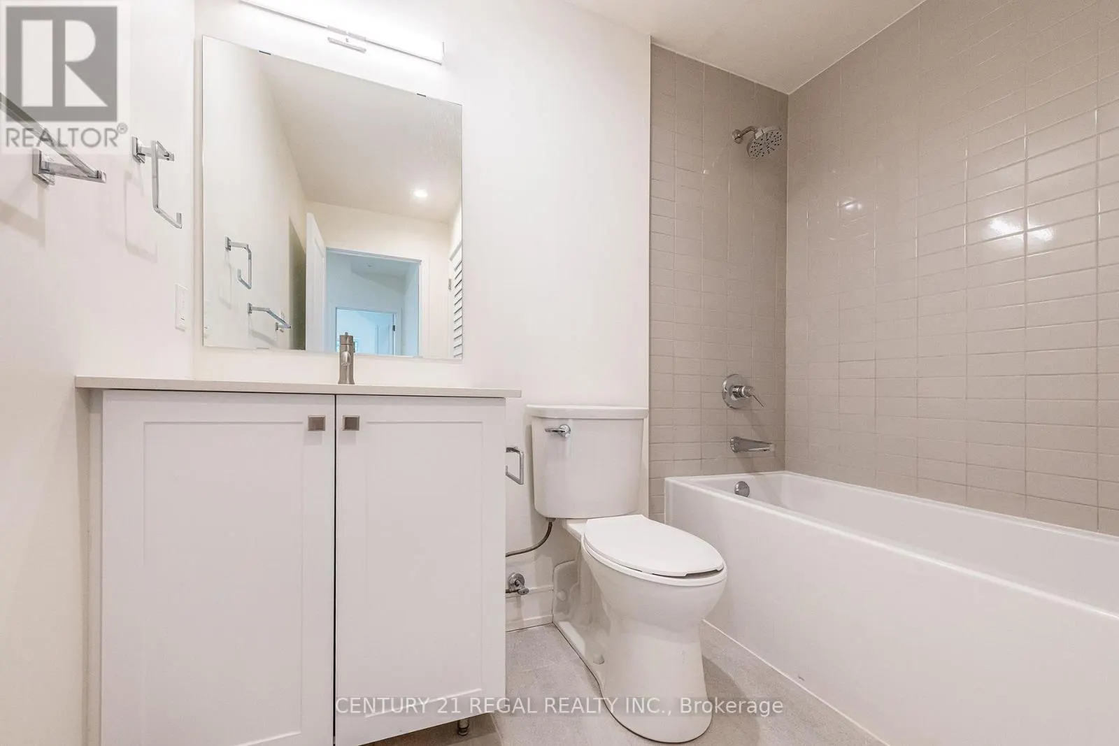 UNIT 205 - 121 MARY STREET