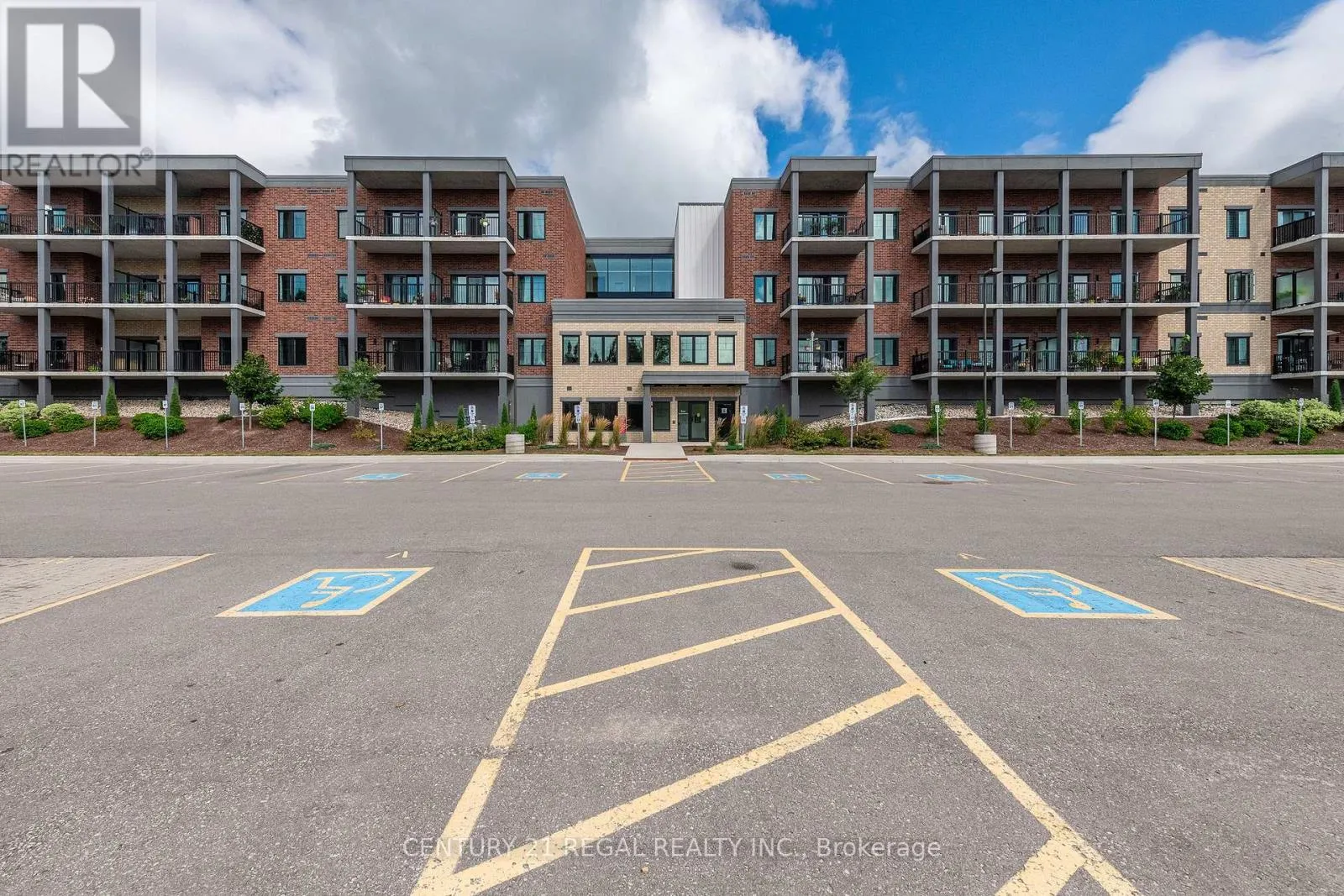 UNIT 205 - 121 MARY STREET
