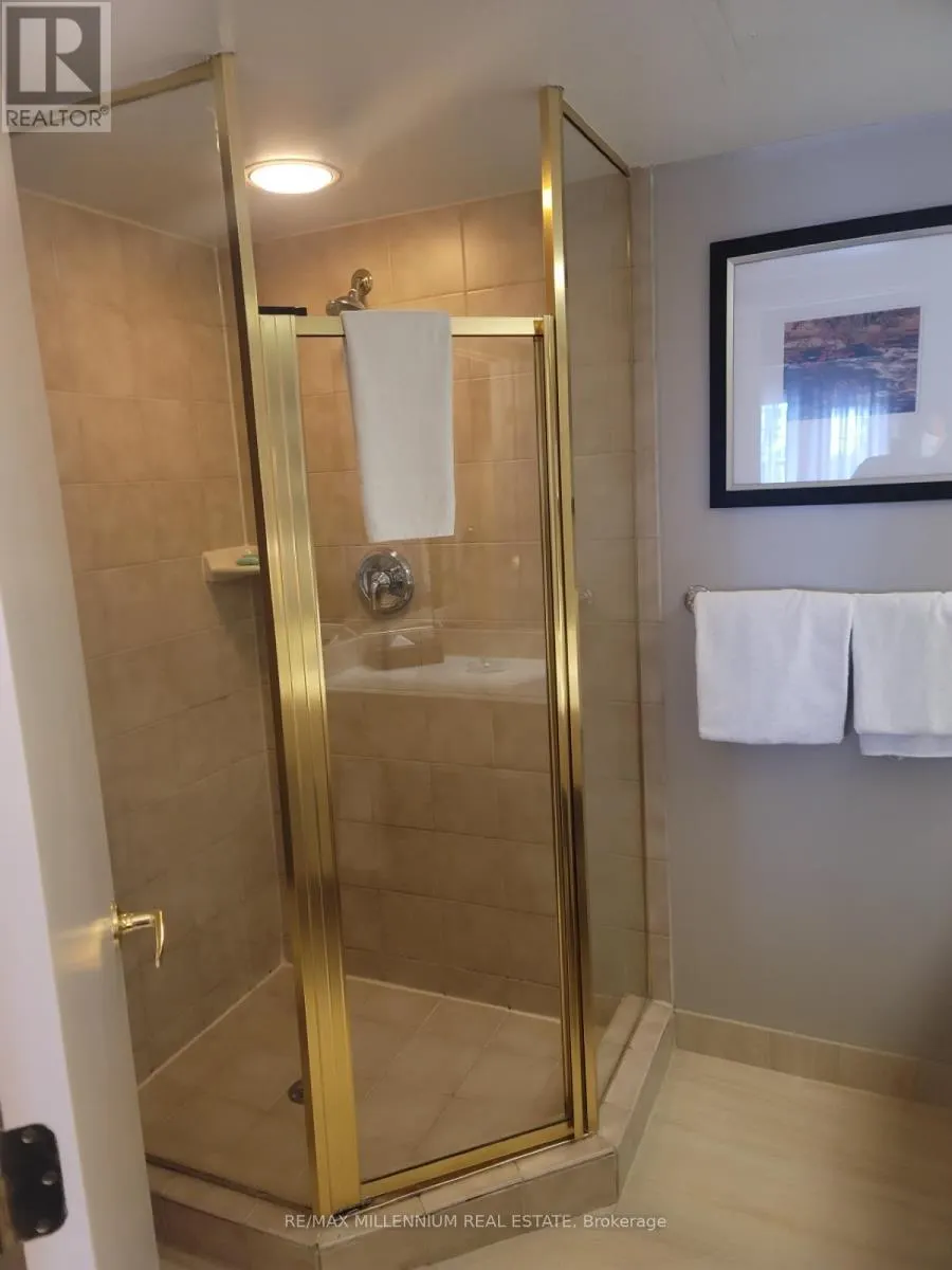 2442-43 - 90 HIGHLAND DRIVE