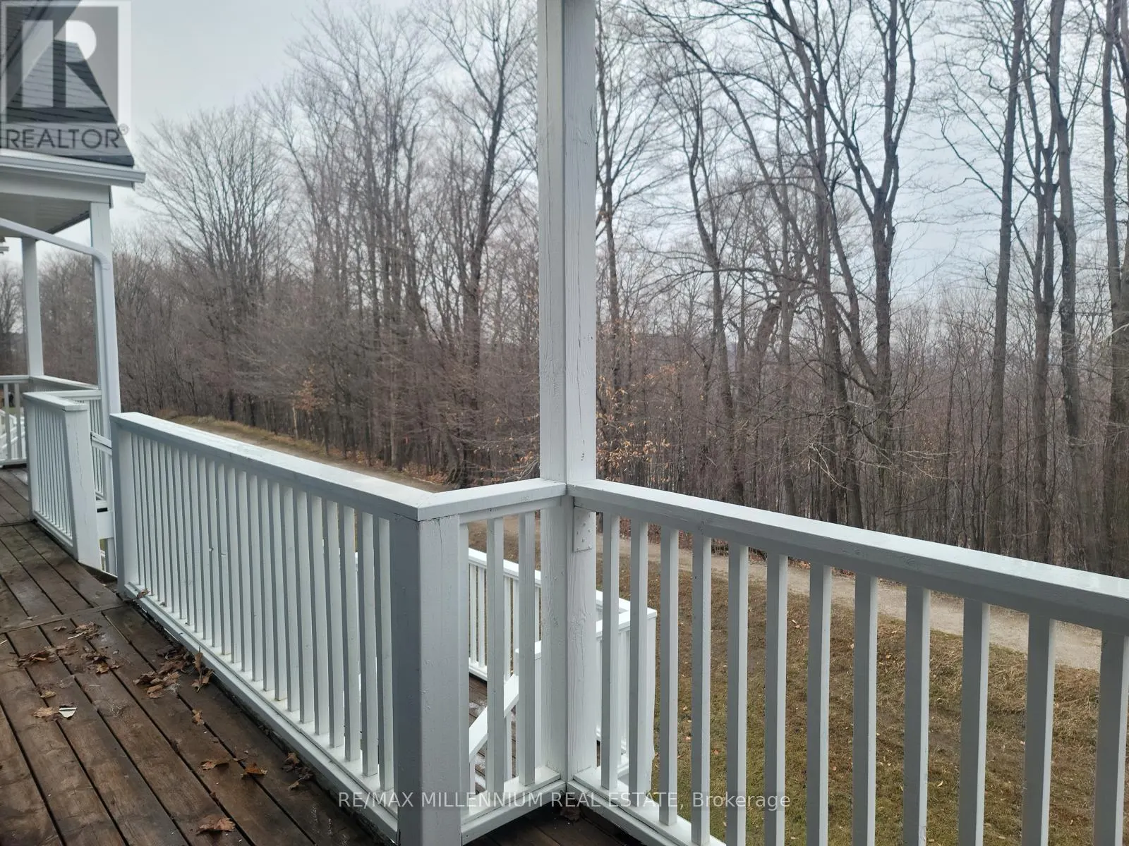 2442-43 - 90 HIGHLAND DRIVE