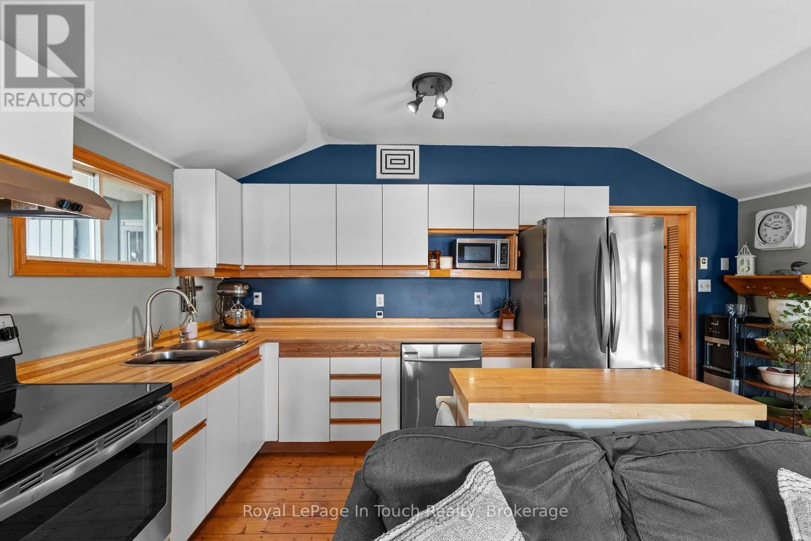 4082 GRAHAM ROAD