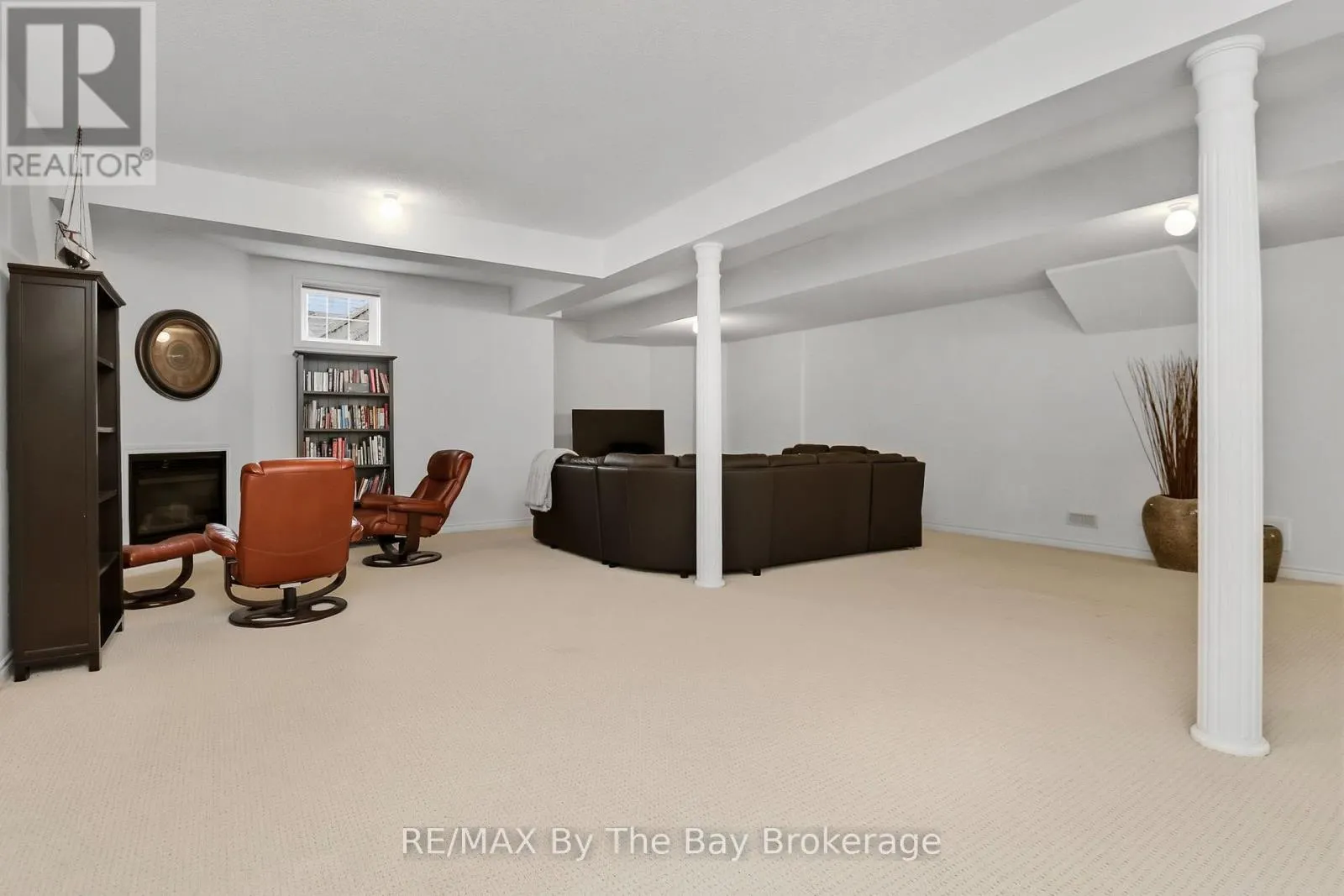 10 BASSWOOD DRIVE
