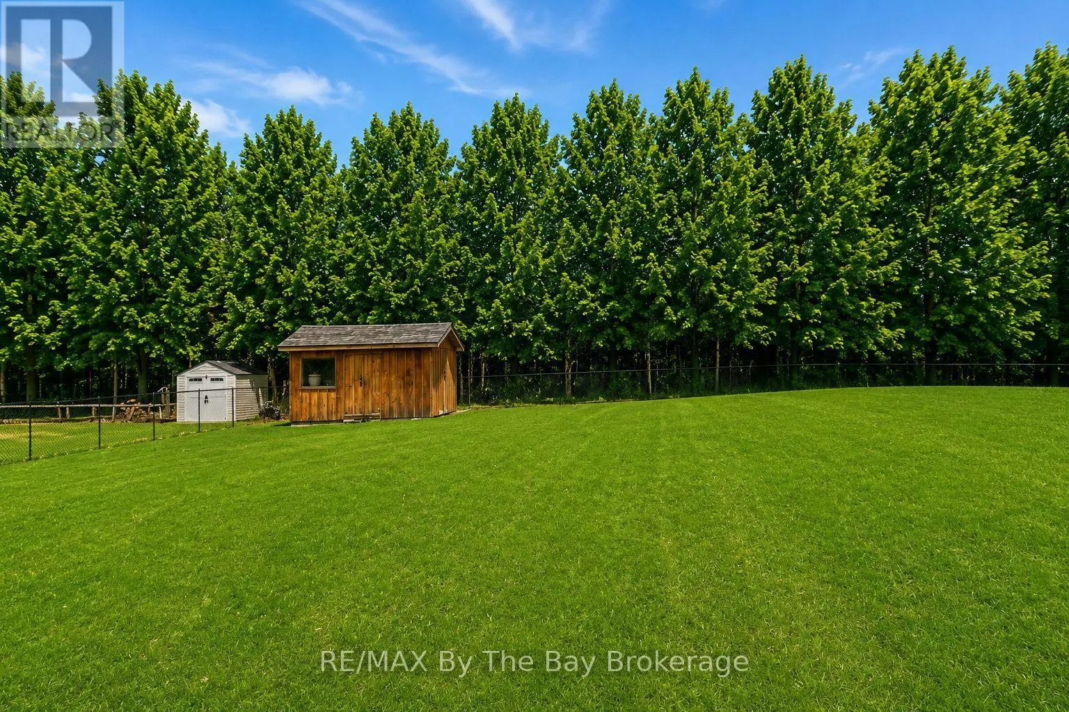 10 BASSWOOD DRIVE