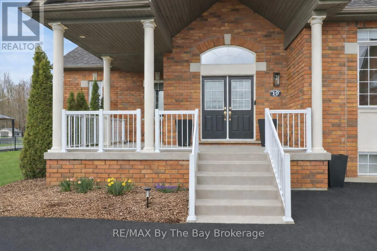 10 BASSWOOD DRIVE
