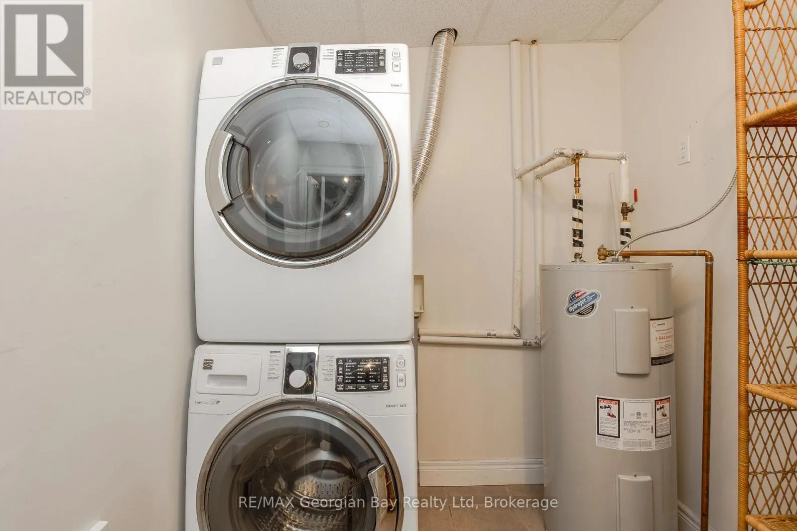 415 - 280 ABERDEEN BOULEVARD #415