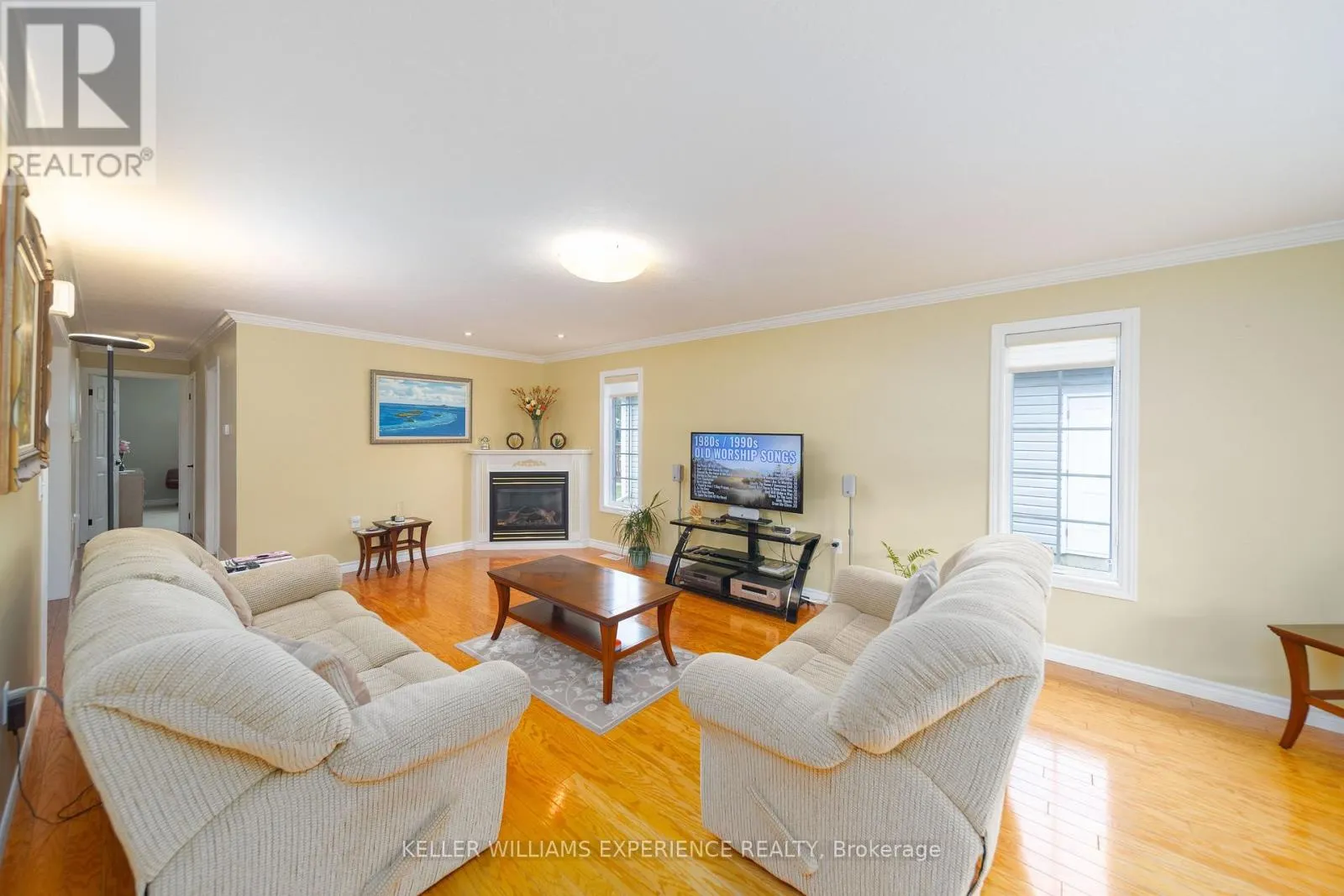6 VIRGINIA AVENUE
