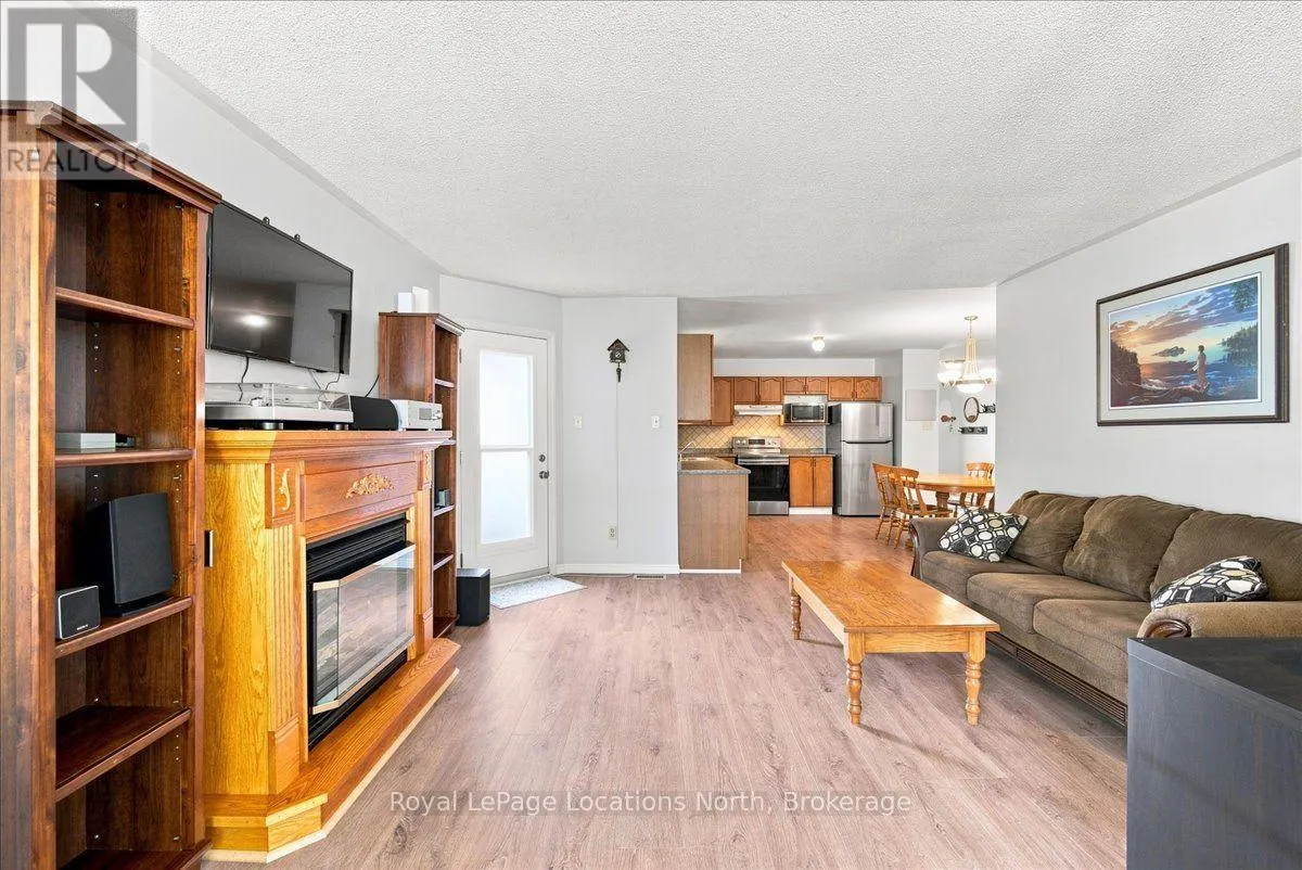 6 ROYAL BEECH DRIVE