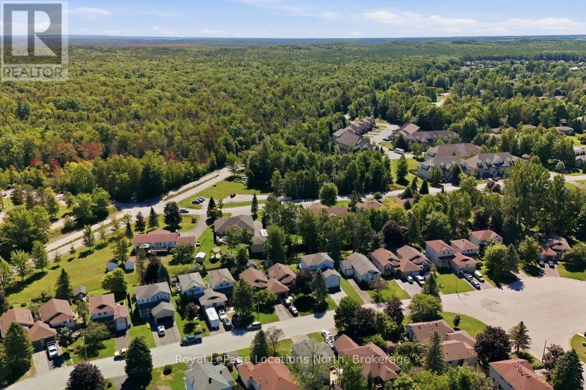 6 ROYAL BEECH DRIVE