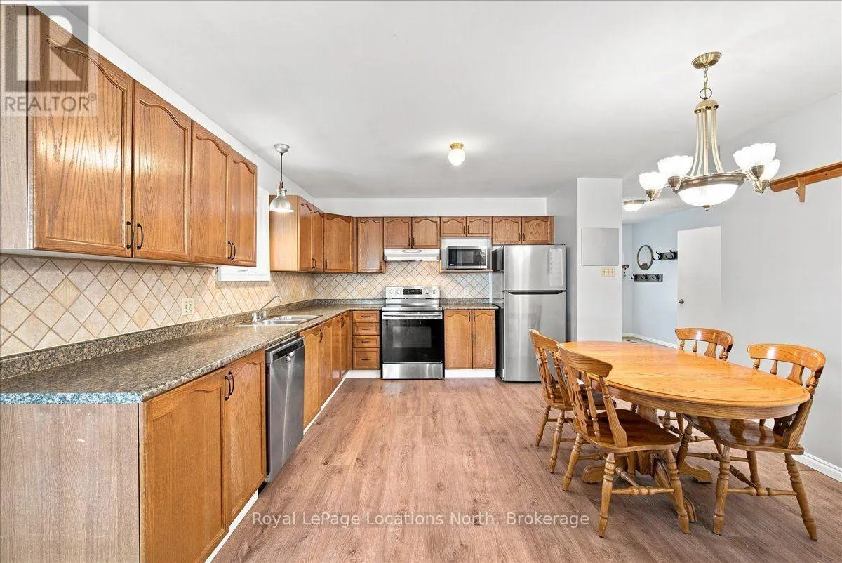 6 ROYAL BEECH DRIVE