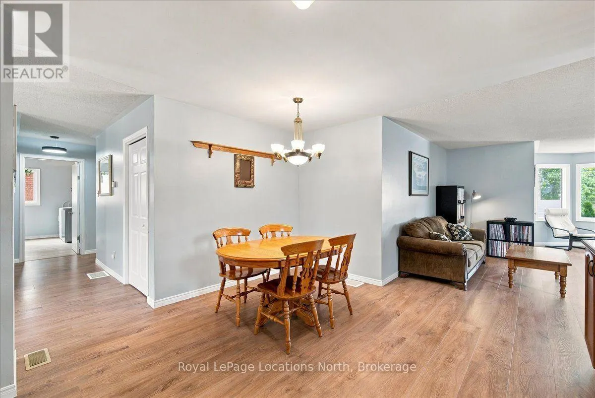 6 ROYAL BEECH DRIVE