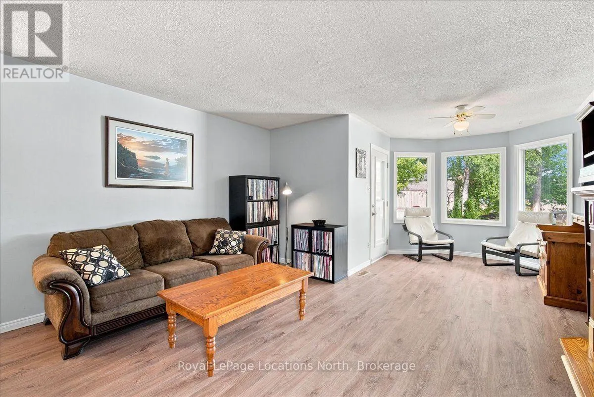 6 ROYAL BEECH DRIVE