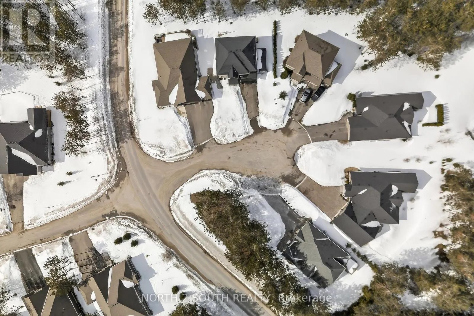 4 BOVILLE COURT
