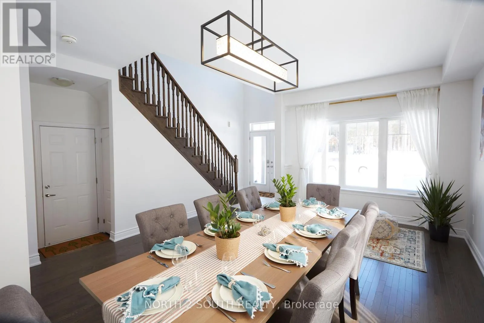 4 BOVILLE COURT