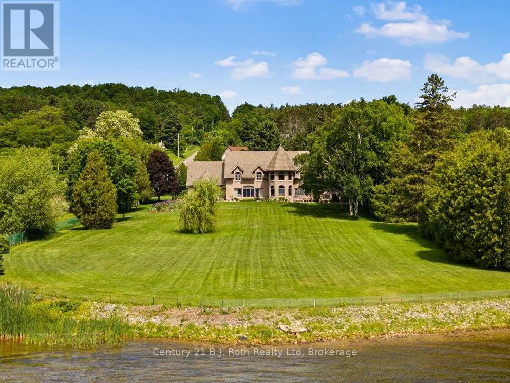339 CHAMPLAIN ROAD