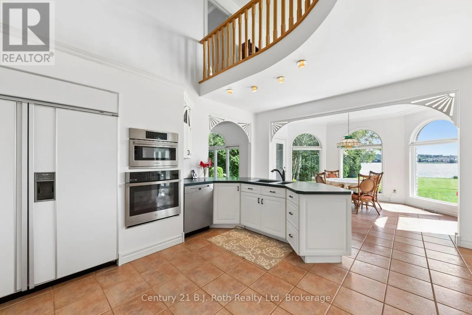 339 CHAMPLAIN ROAD