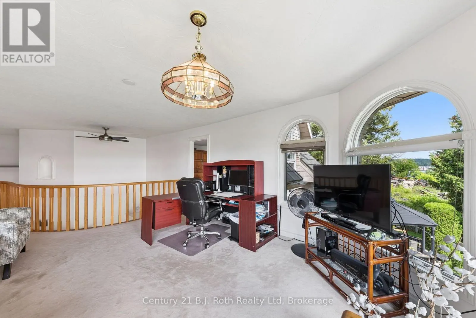 339 CHAMPLAIN ROAD