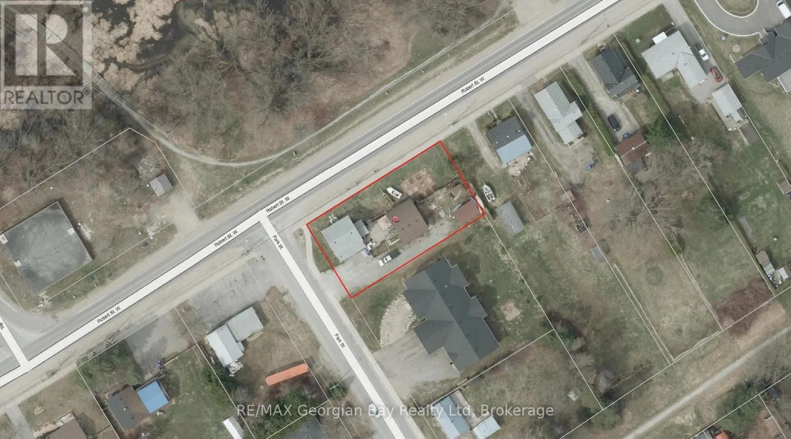 154 ROBERT STREET W