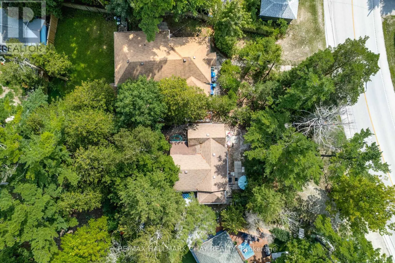 1221 RIVER ROAD E