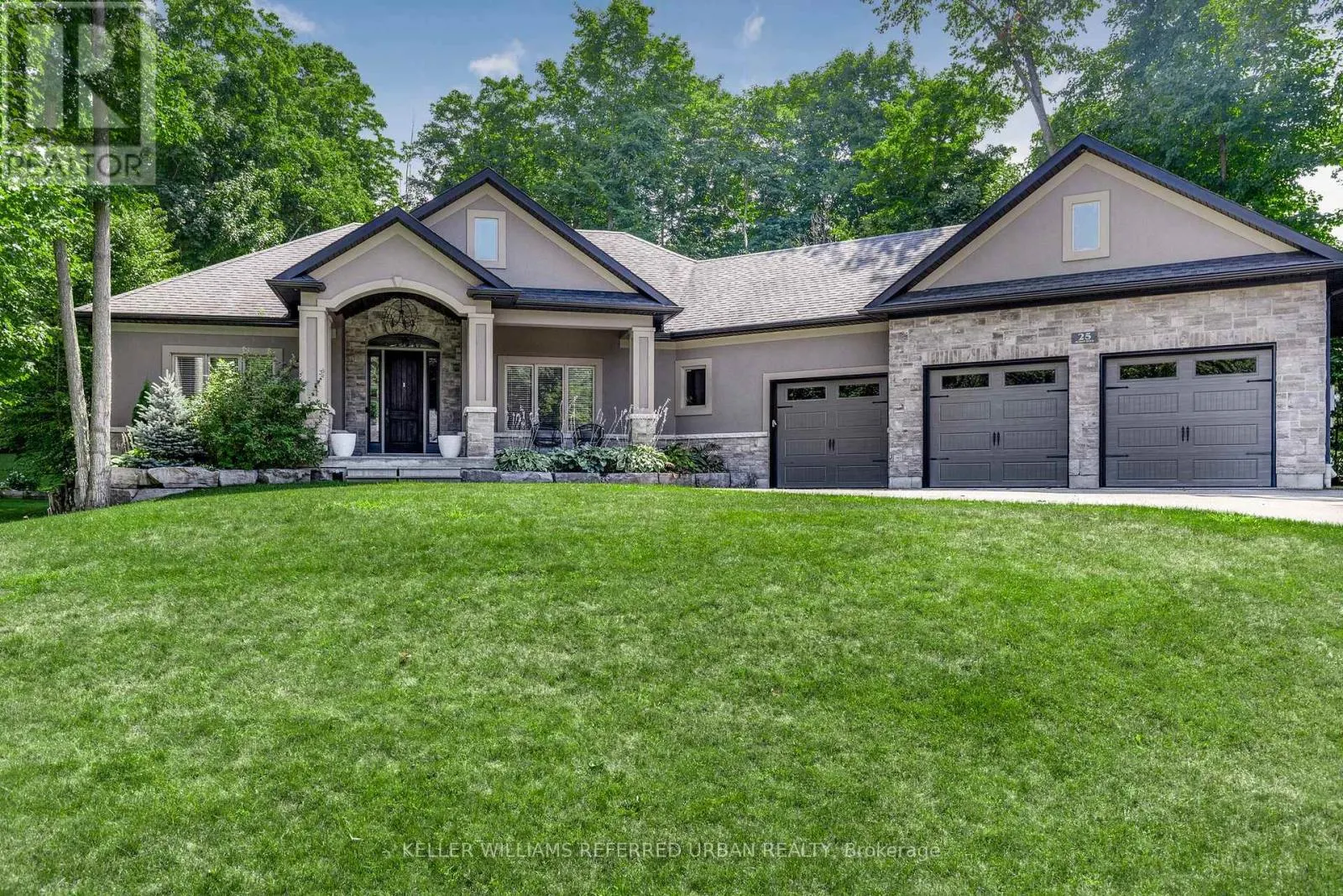 25 HERON BOULEVARD