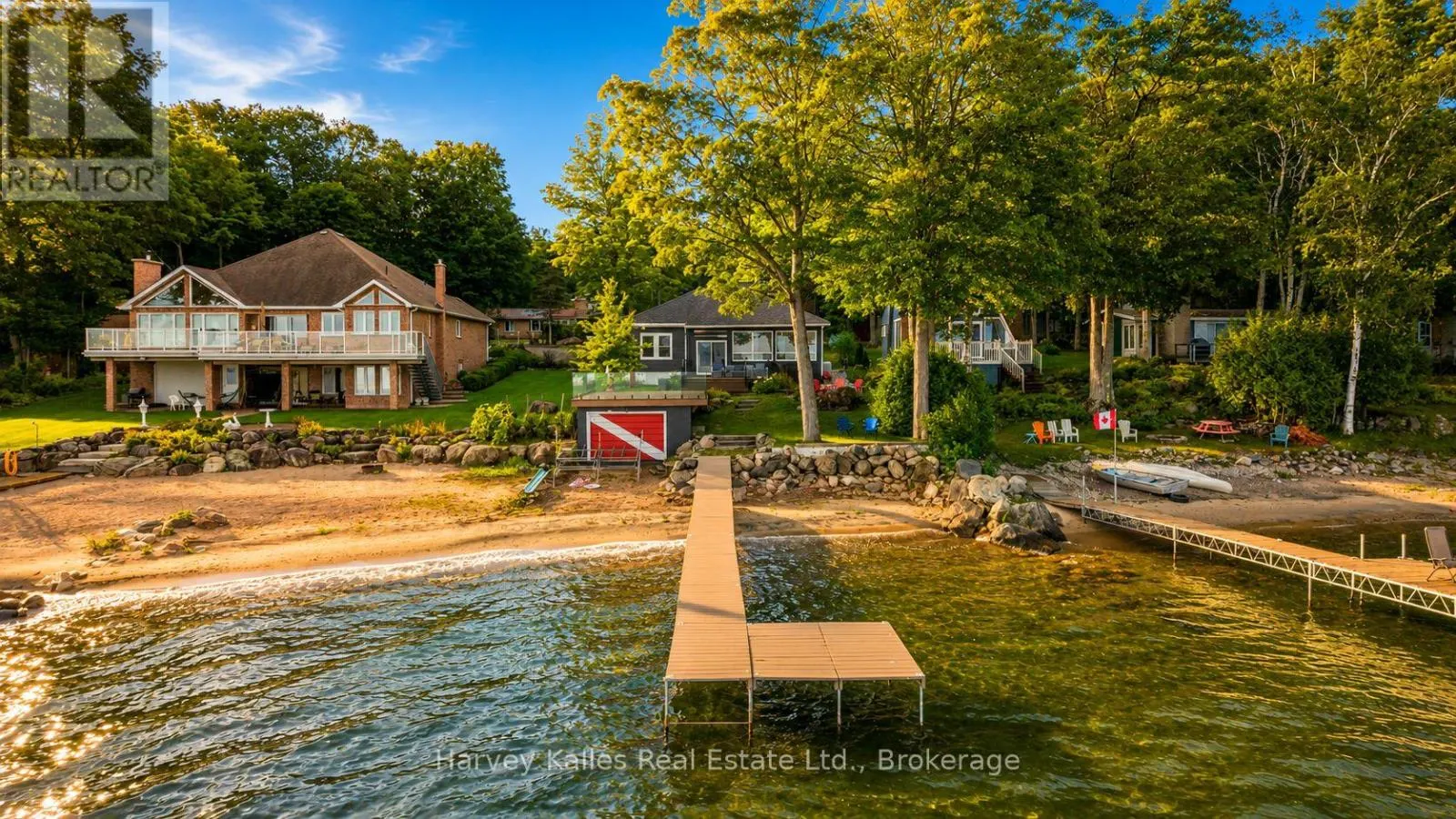 1515 CHAMPLAIN ROAD