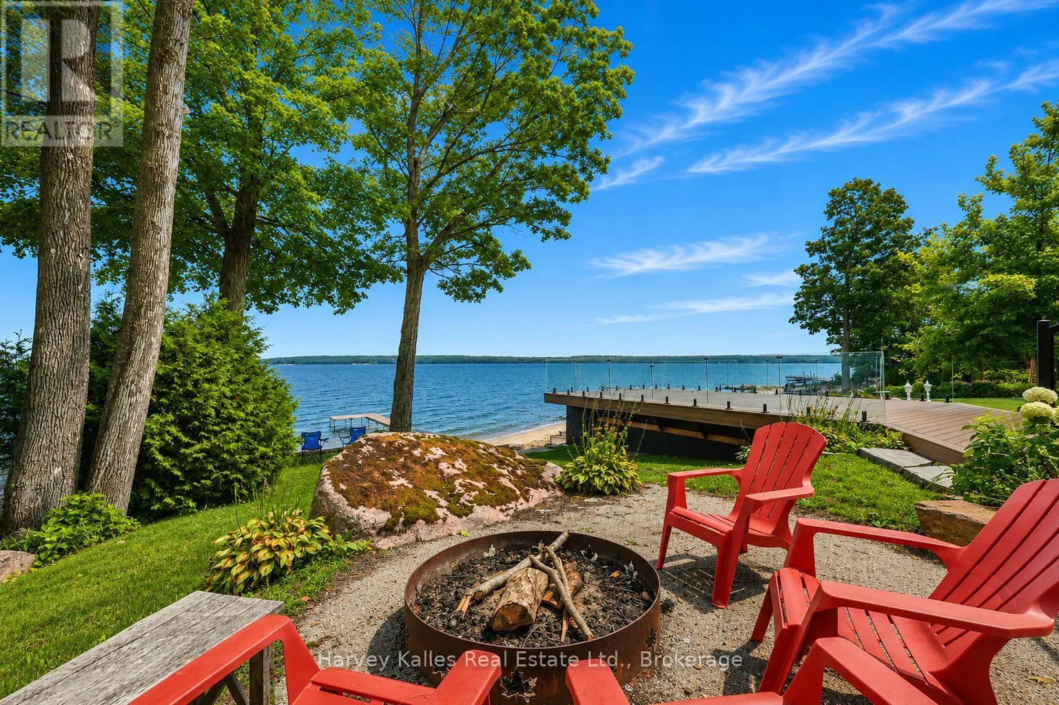 1515 CHAMPLAIN ROAD