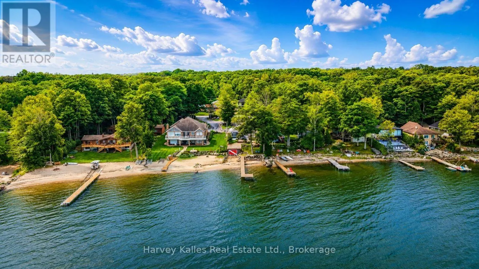 1515 CHAMPLAIN ROAD