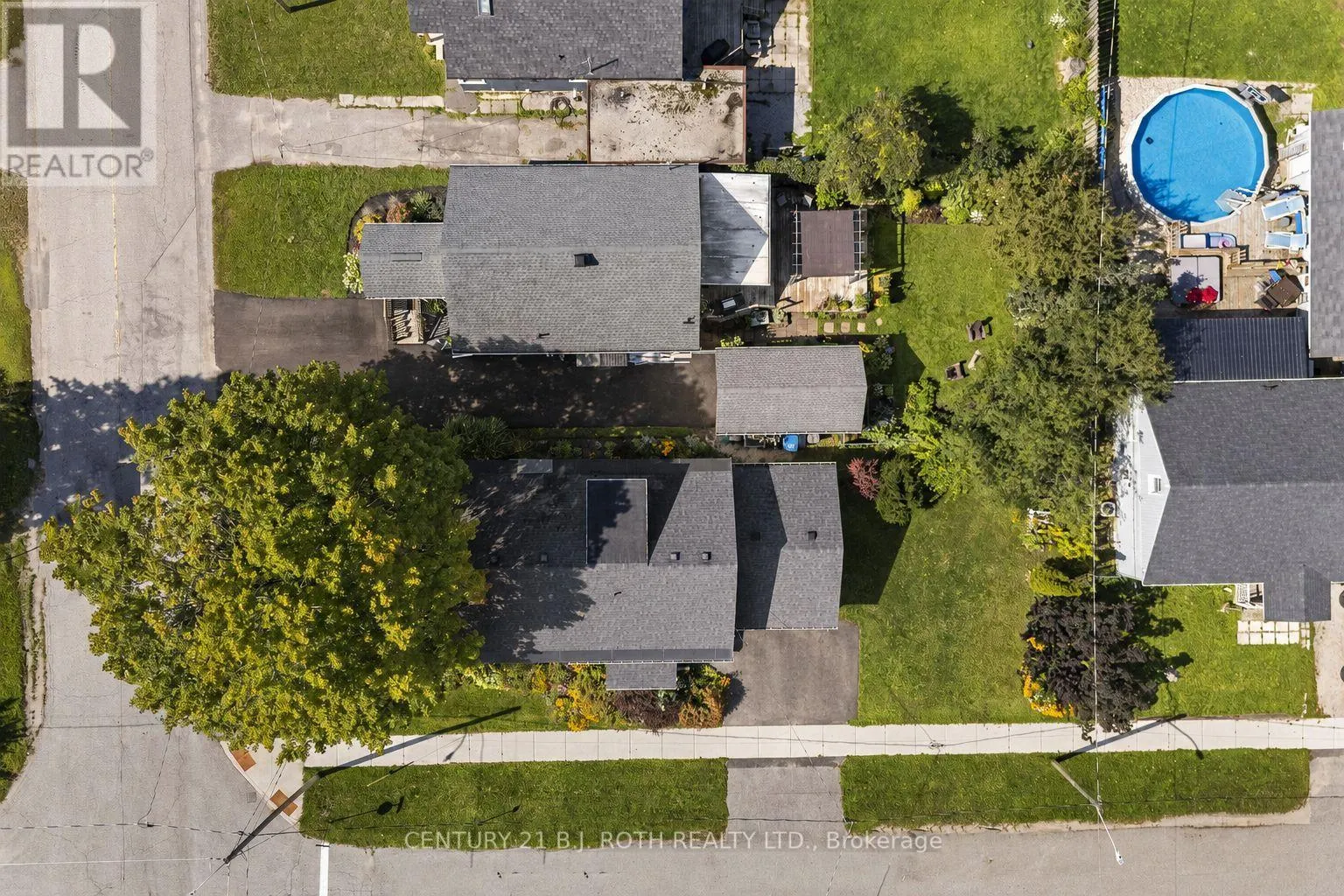 328 COLBORNE STREET W