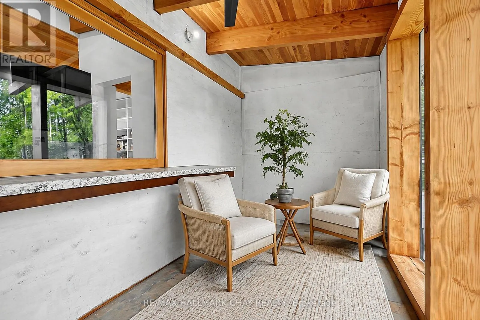 1507 HENDRIE ROAD