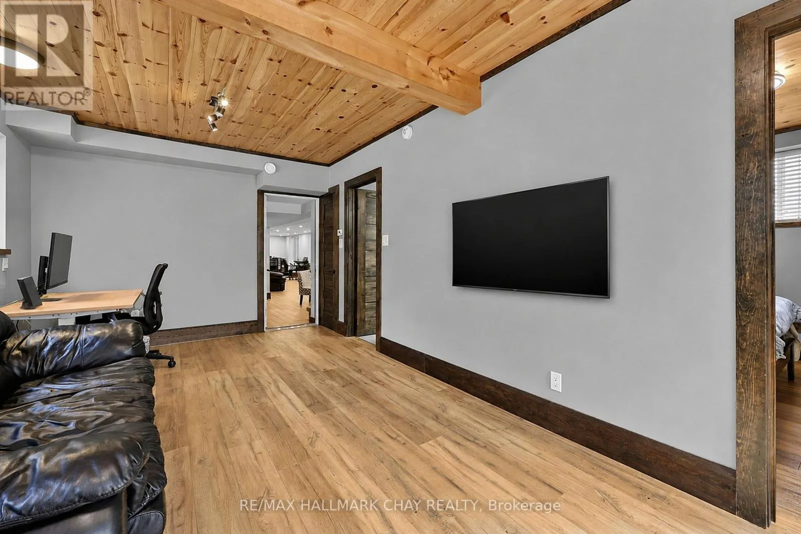 1507 HENDRIE ROAD