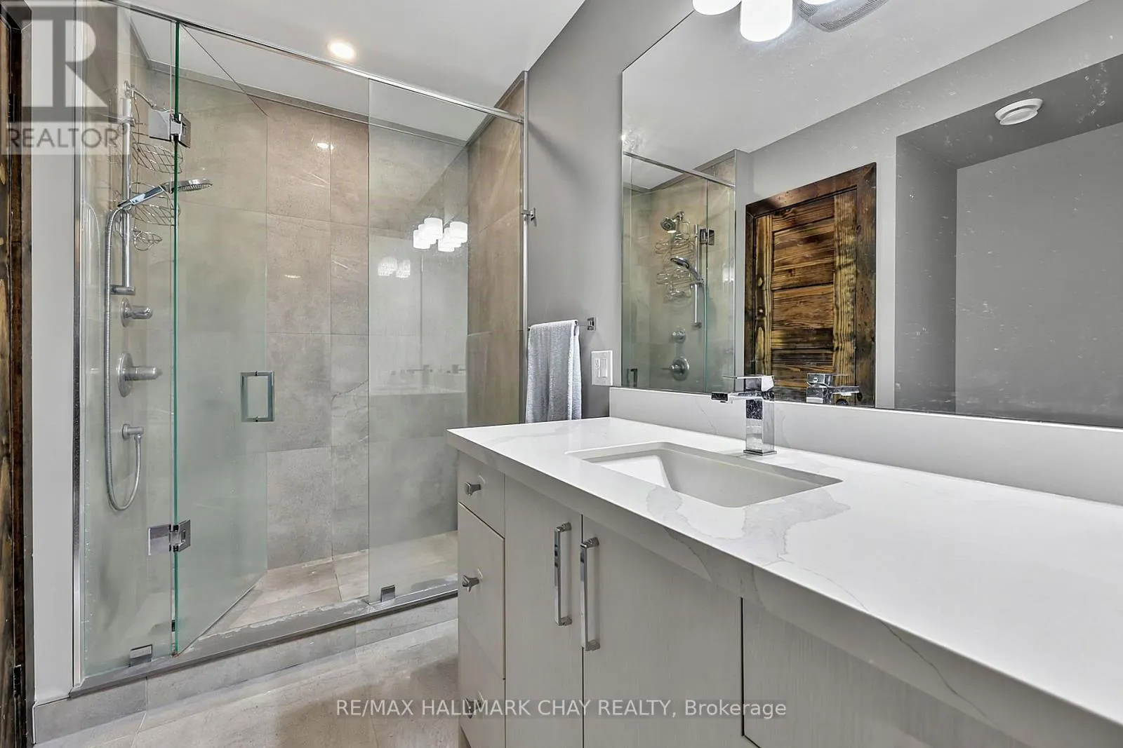 1507 HENDRIE ROAD