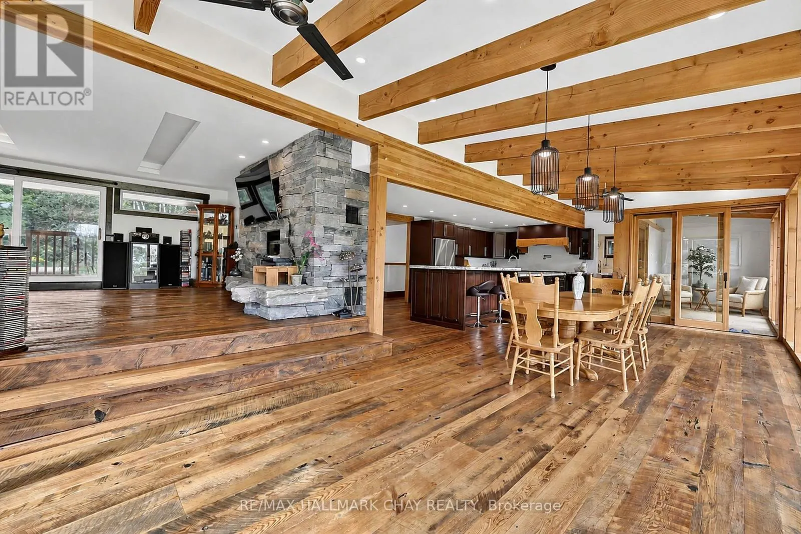 1507 HENDRIE ROAD