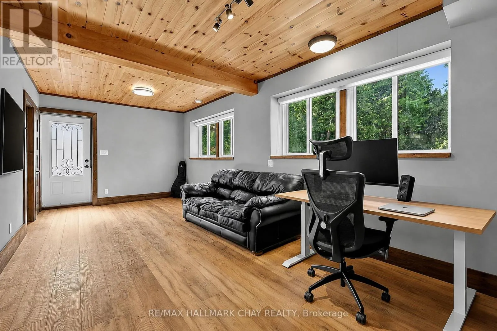 1507 HENDRIE ROAD
