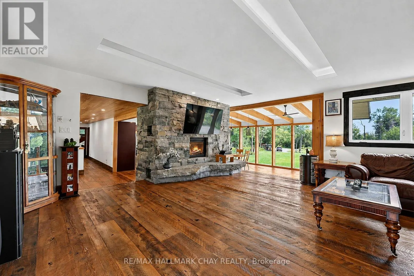 1507 HENDRIE ROAD