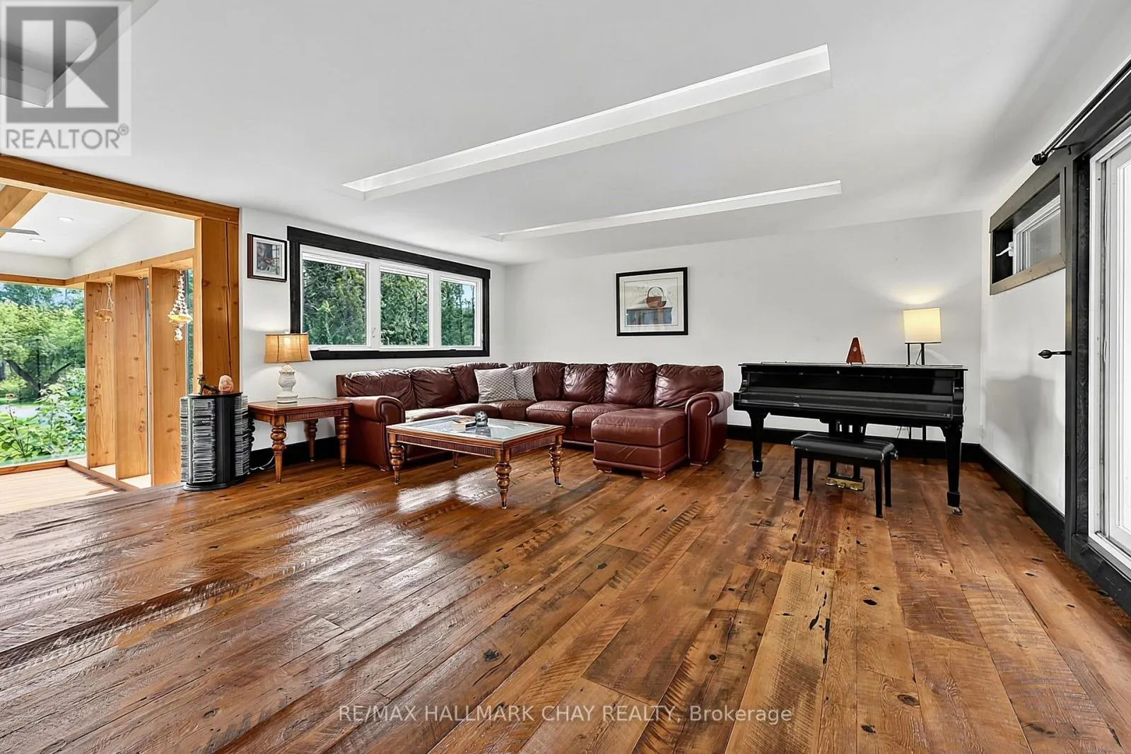 1507 HENDRIE ROAD
