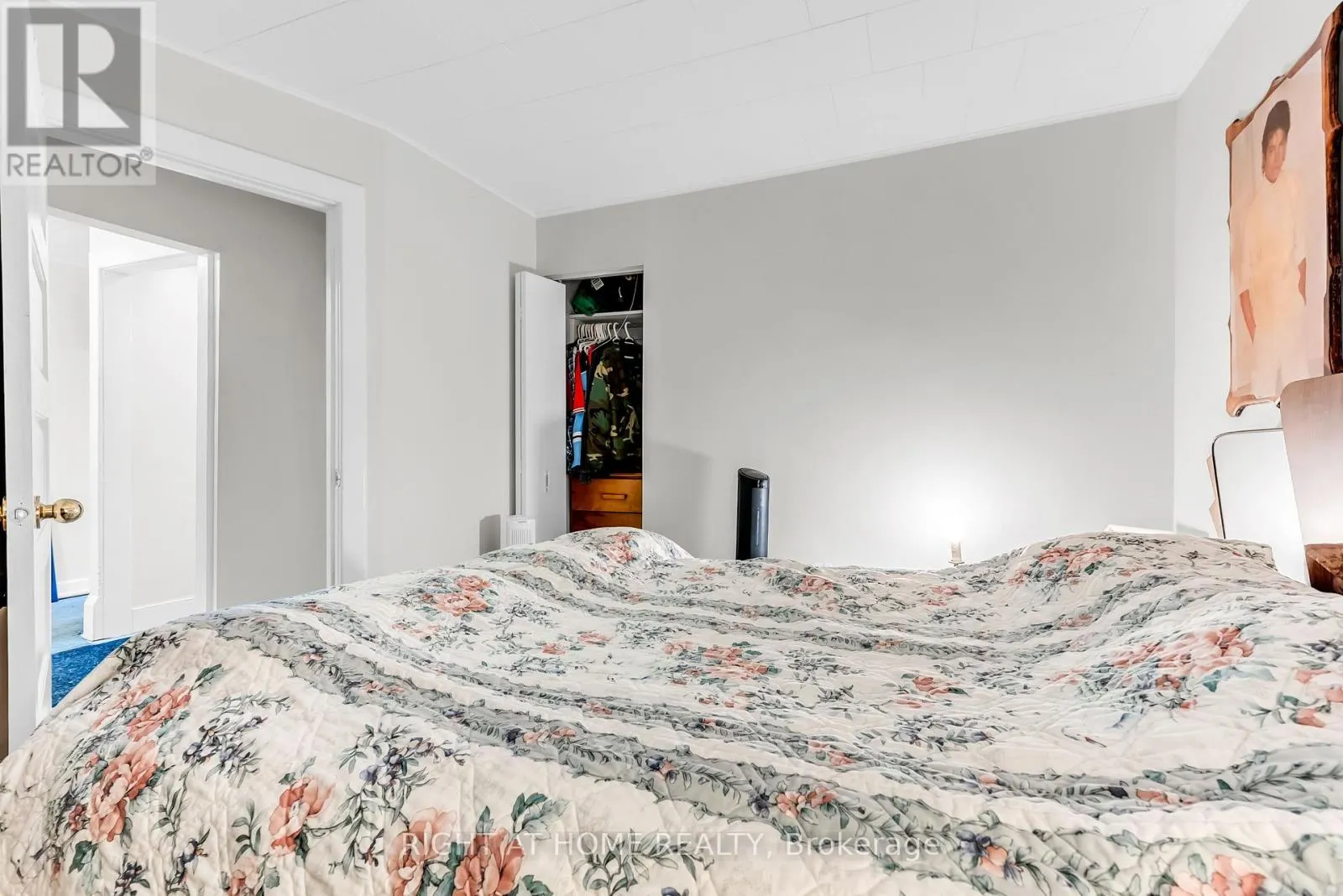APARTMENT A - 32 MATCHEDASH STREET N