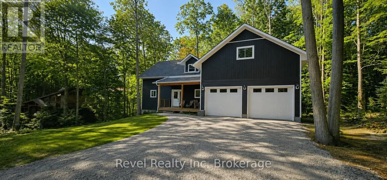 157 DESROCHES TRAIL