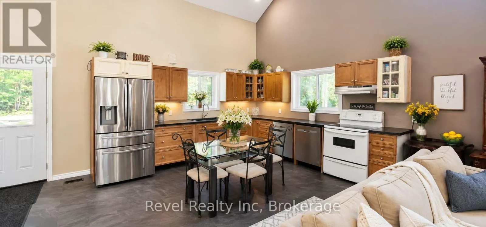 157 DESROCHES TRAIL