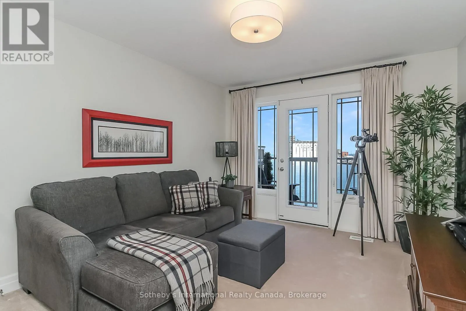 12 WHEELHOUSE CRESCENT