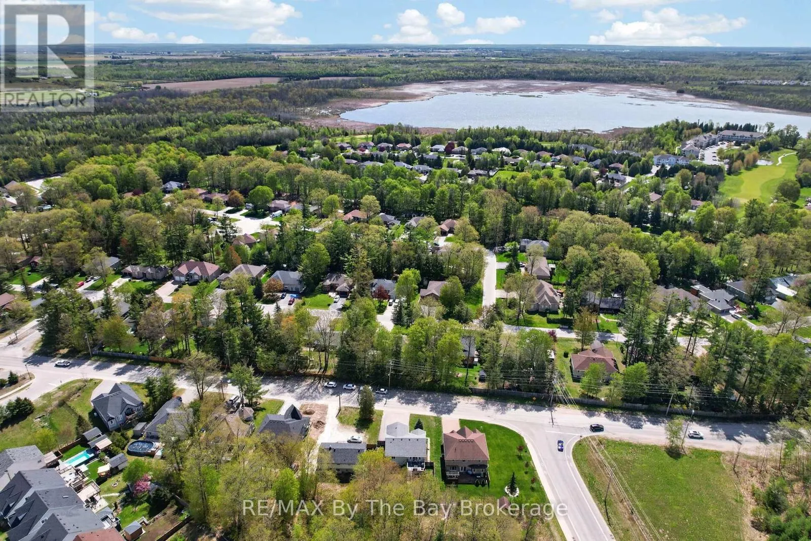 326 GOLF COURSE ROAD