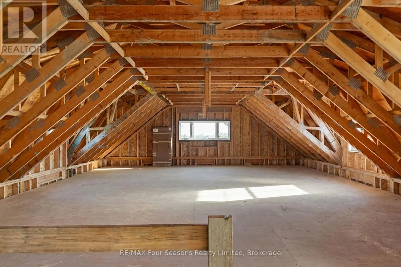 8672 COUNTY RD 91 ROAD