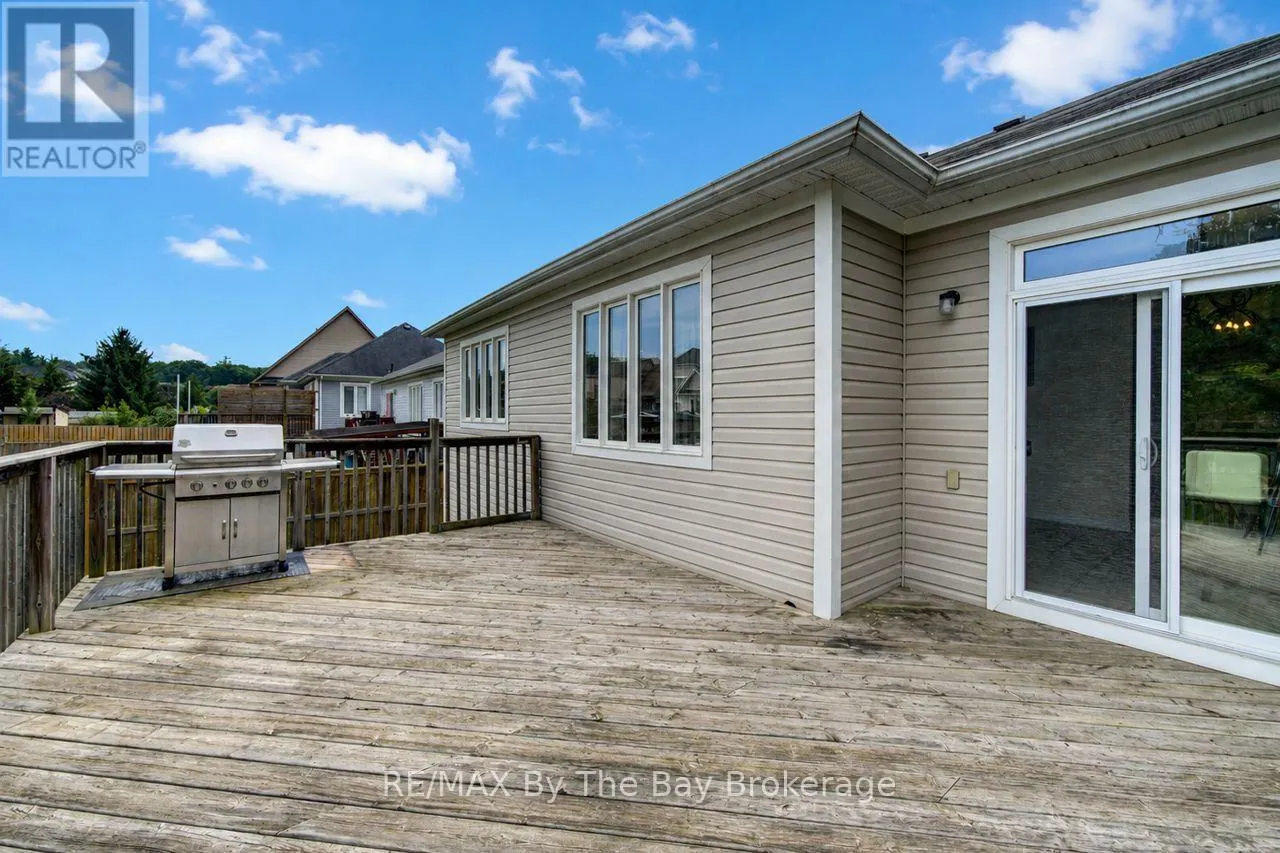 11 GRAND POPLAR LANE